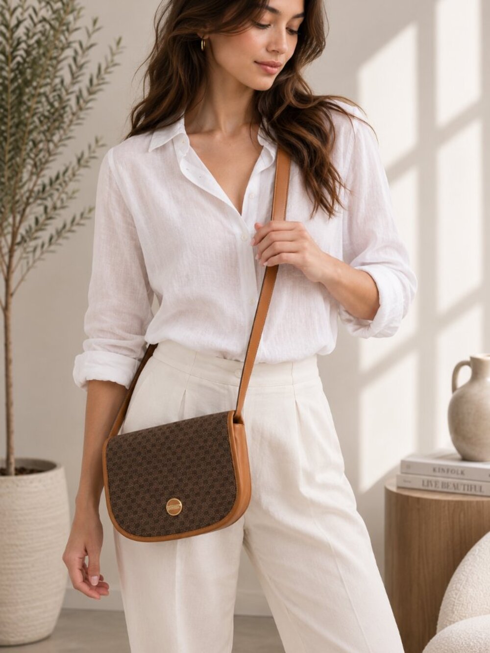 Vintage Gucci Micro GG Monogram Crossbody Bag Brown PVC Leather Italy 0736